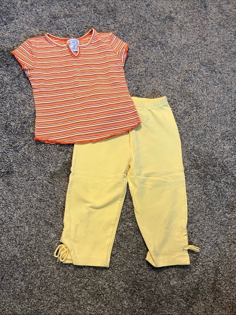 Vintage The Children's Place Two-Piece Girl’s set (pants 6/shirt small 5/6)